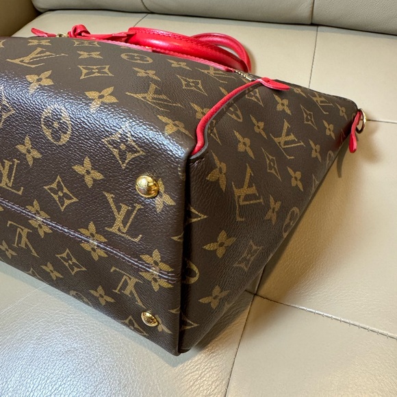 Louis Vuitton Tournelle PM Monogram - Picture 8 of 15